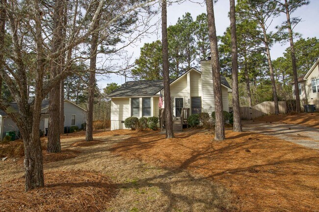 Photo - Charming 3 Bedroom Home in Pinehurst with 2 Full Bathrooms and 1120 Sq Ft!