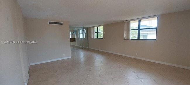 Photo - 1900 Diana Dr Unit 3A