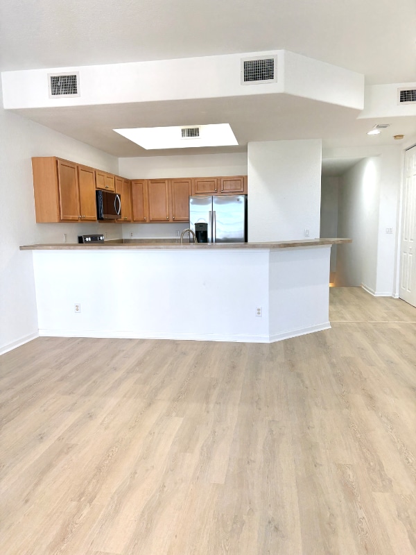 Photo - 10280 SW Stephanie Way Unidad 8209