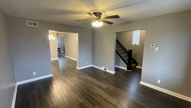 Photo - 2311 Grandview Ave