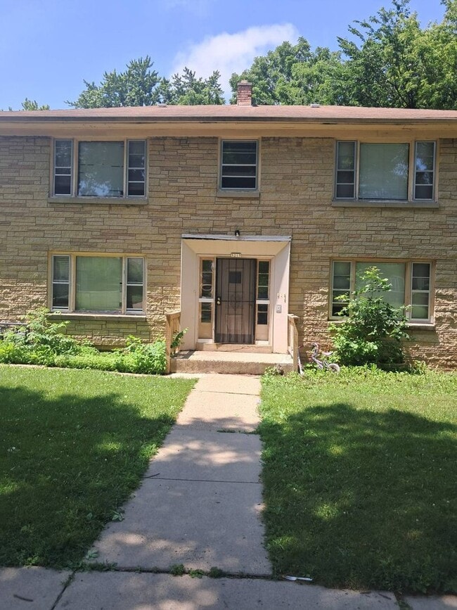 5215N55thG - 5215N55thG Unit APT08