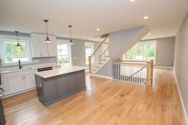 Photo - 24 Boston Rd Unit #3