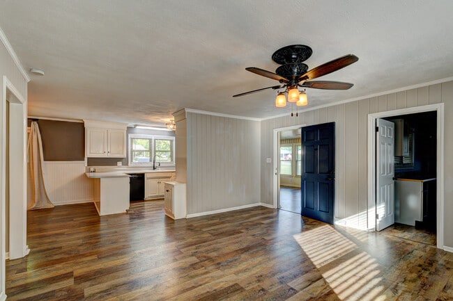 Photo - 1409 Delview Rd