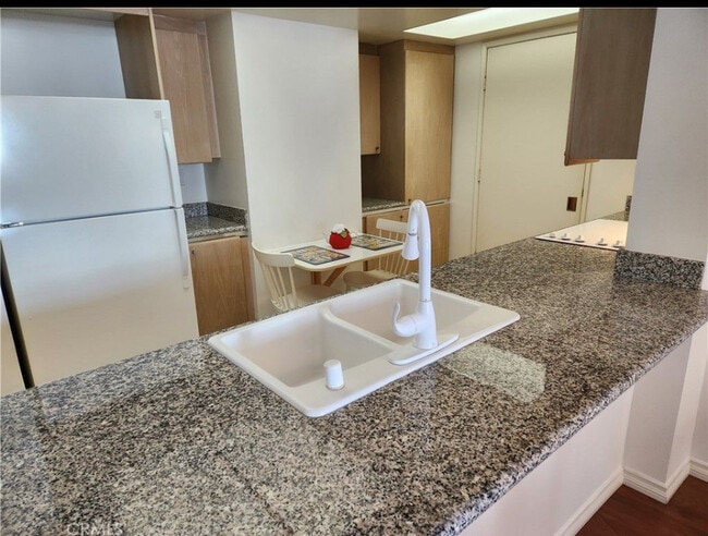 Photo - 850 E Ocean Blvd Unidad 212
