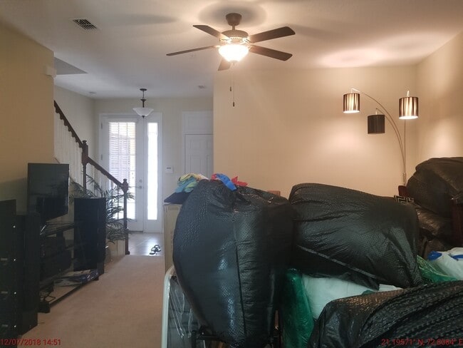 Photo - Beautiful 3 bedrooms 2.5 baths townhouse with 1 car garage in Tuscany Place