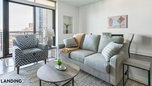 Building Photo - 777 Preston St