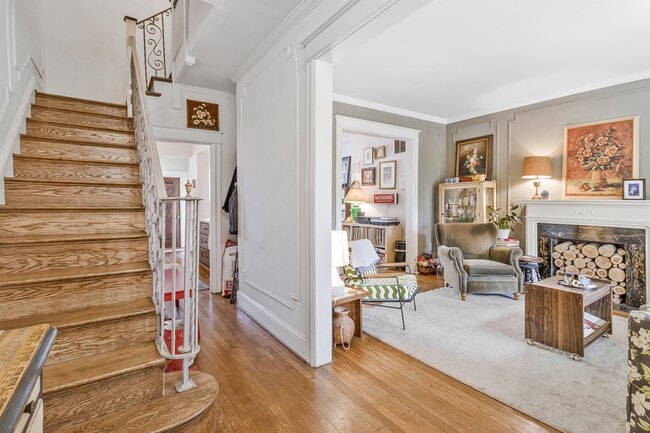 Photo - 503 Decatur St NW