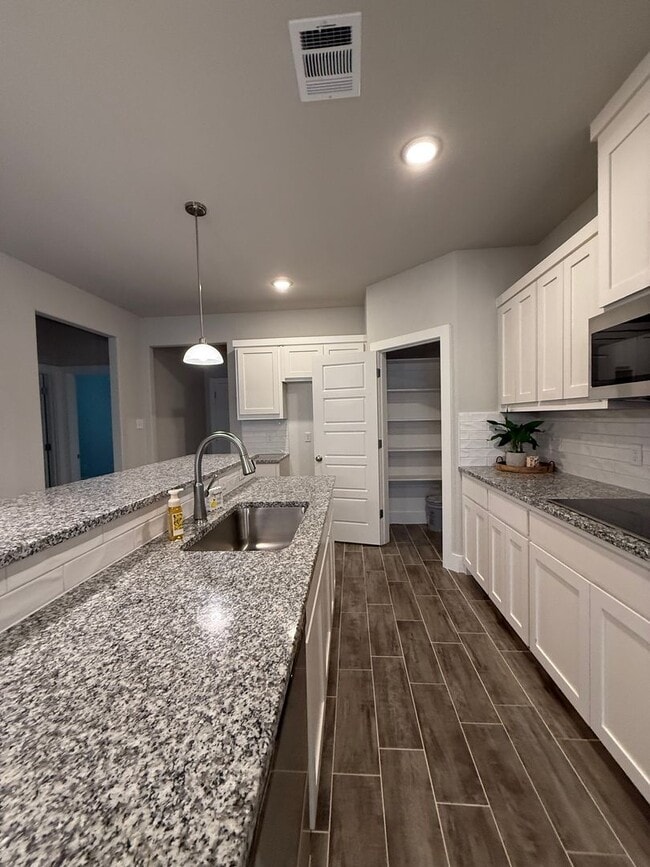 Photo - 3/2/2 Godley ISD + Pet Welcome Sprinklers - WALK IN SHOWER