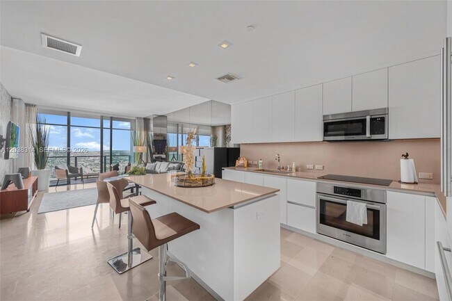 Photo - 88 SW 7th St Unit 3806