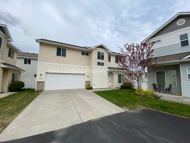 Photo - 3 bed, 2.5 bath house in The Landings