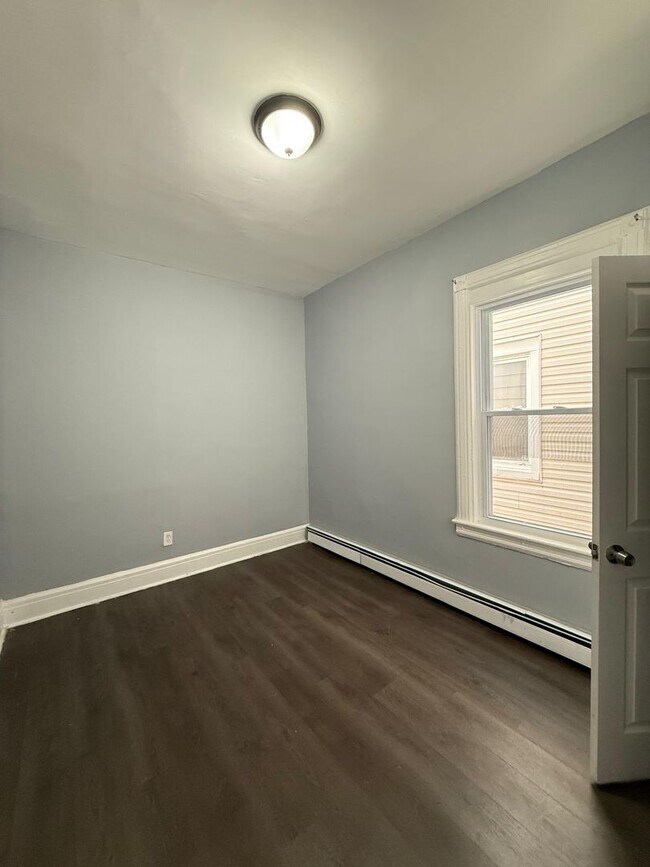 Photo - 101-103 South 7th LLC Unit 1