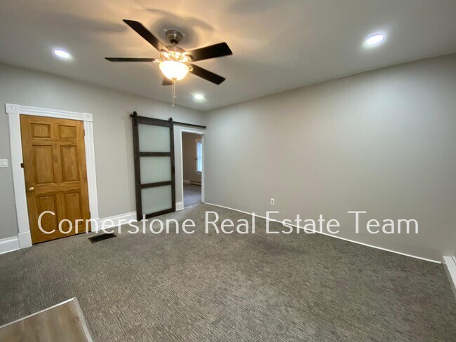 Photo - 2406 W Kiowa St