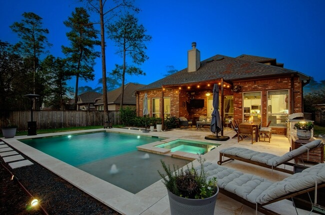 Photo - 34 W Lasting Spring Cir