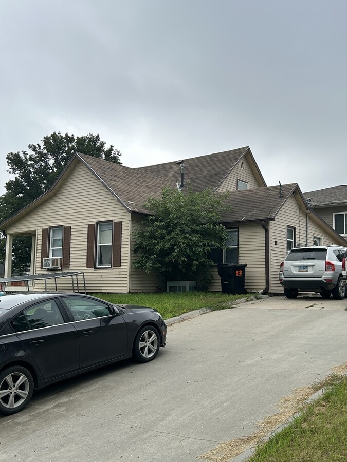 Photo - 820 Windom St