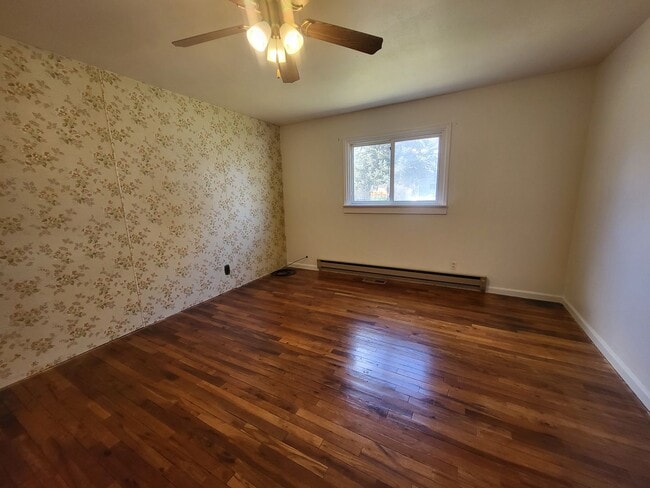 Photo - Home in Riverton