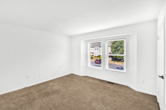 Photo - 1832 Charles Ct