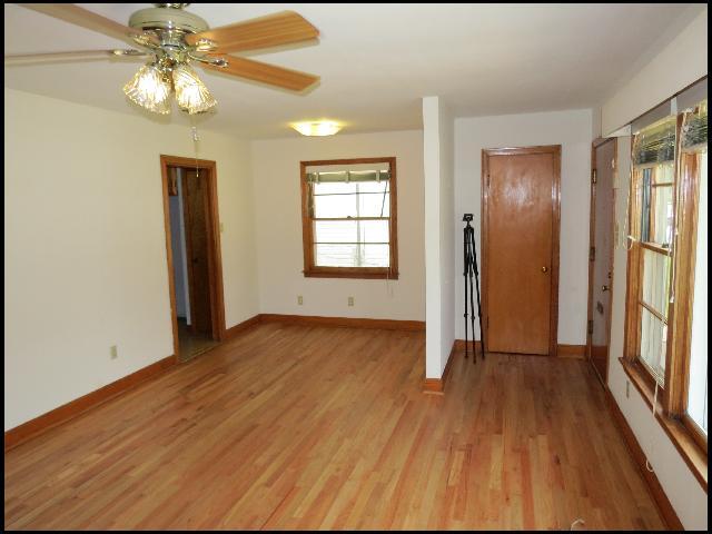 Photo - 5212 Lynch Dr