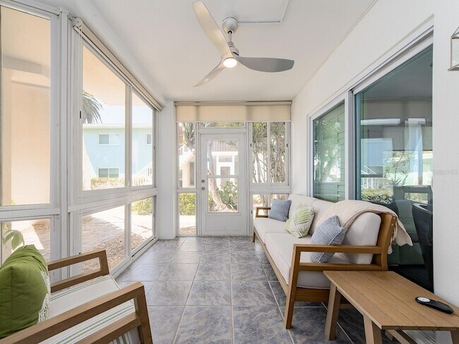 Photo - 241 Skiff Point Unidad 1