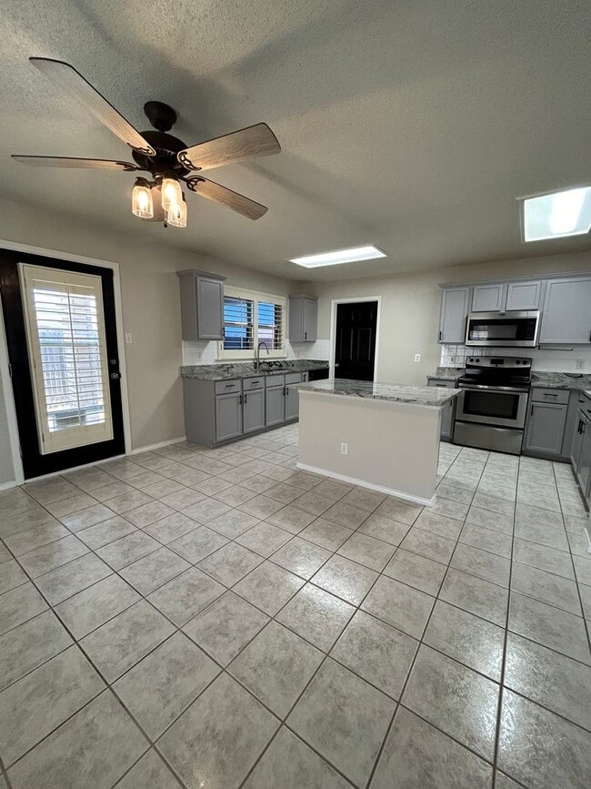 5425 Veranda Ct