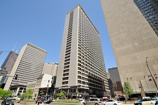 Building Photo - 535 N Michigan Ave Unit 2801 Rental