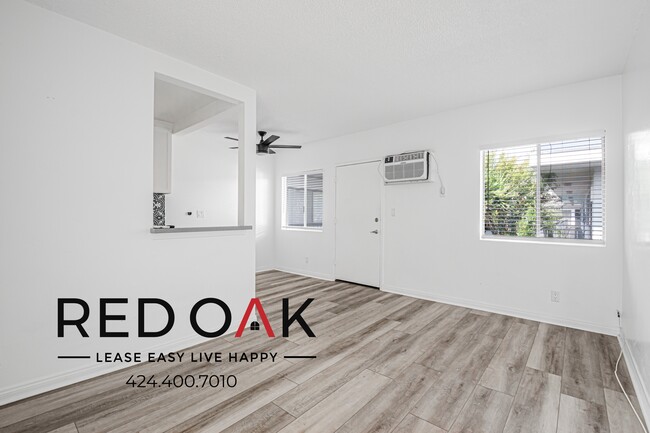 Photo - 5119 Fountain Ave Unit 225