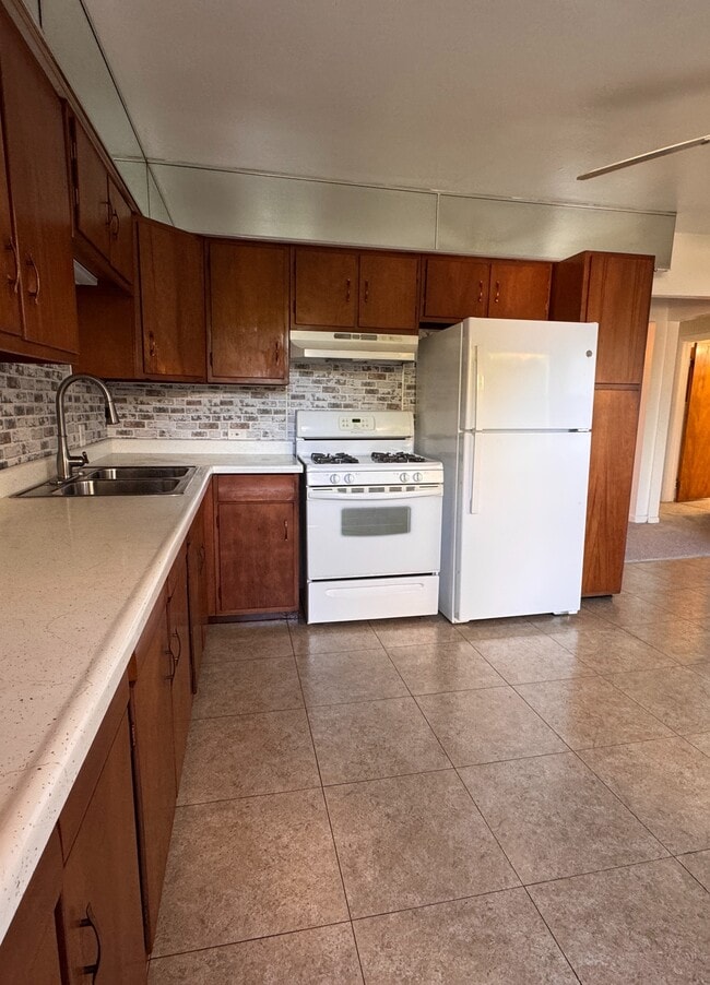 Building Photo - 1111 Rt 41 Unit 2