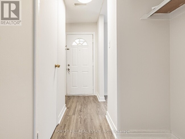 Photo - 16 Rexdale Blvd