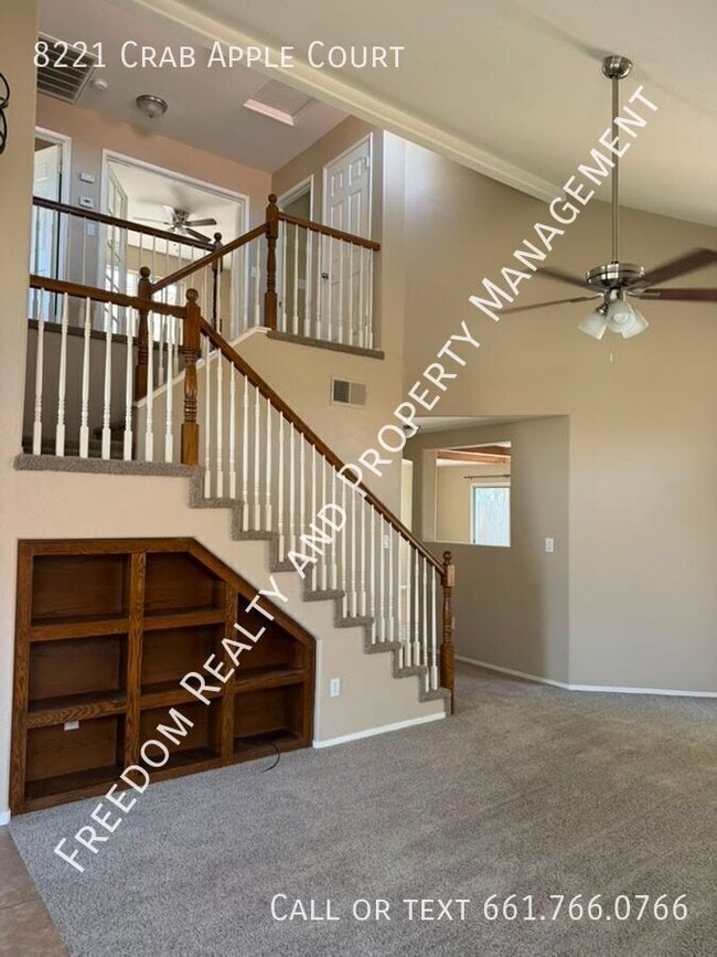 Photo - 8221 Crab Apple Ct