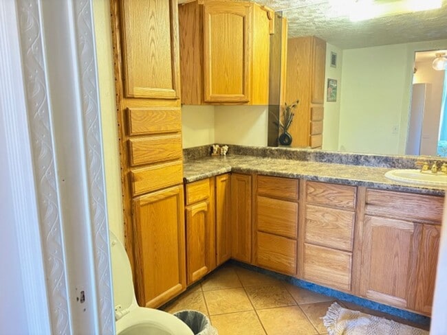 Photo - Makaha Valley Towers - One Bedroom Unit 425