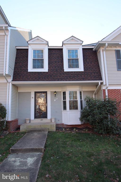 Building Photo - 192 Sulgrave Ct Rental