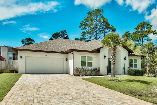 Photo - Spacious 4-Bedroom Home for Long-Term Lease in Holiday Shores | Miramar Beach, FL