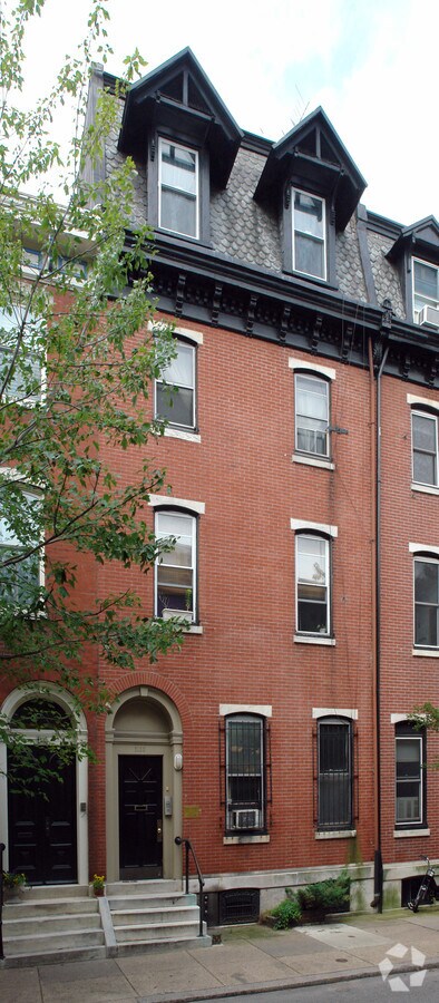 Photo - 2122 Pine St