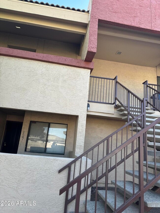 Building Photo - 10828 N Biltmore Dr Unit 227