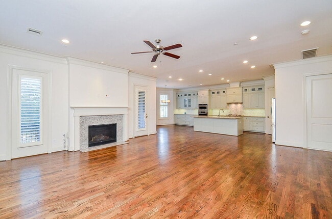 Photo - 2017 McClendon St