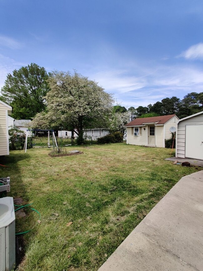 Photo - 2 bedroom home with a garage