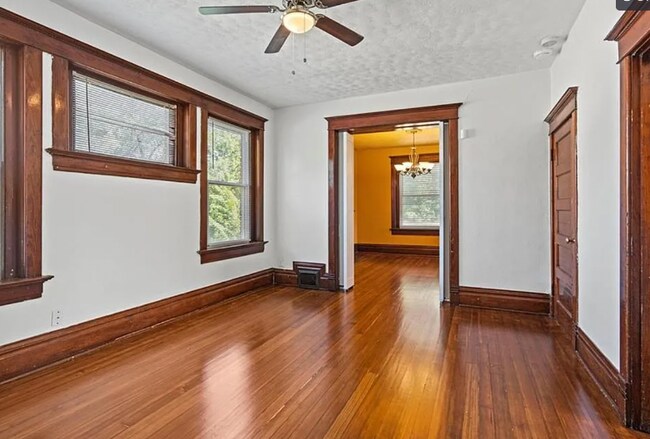 Photo - 2832 Peery Ave Unit 2