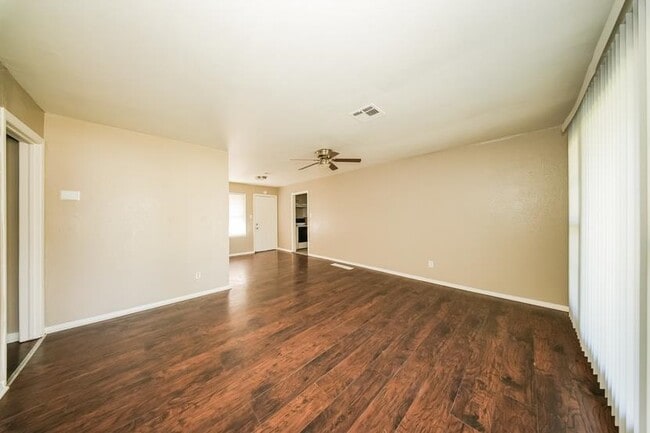 Photo - 2204 NW Denver Ave