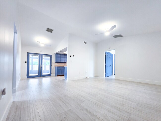 Photo - 7413 118th Dr