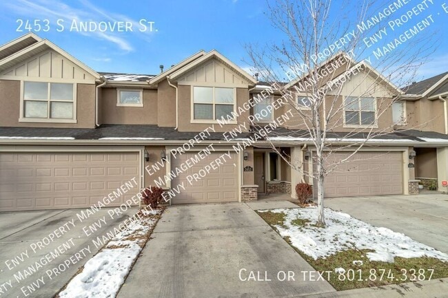 Photo - 2453 Andover St