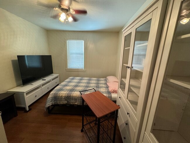 Bedroom - 11 Squaw Hollow Rd Unit A