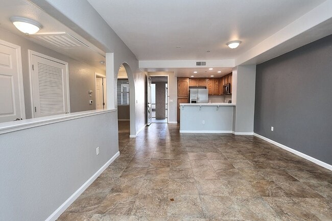 Photo - Beautiful Condo in Gated Community for Rent!