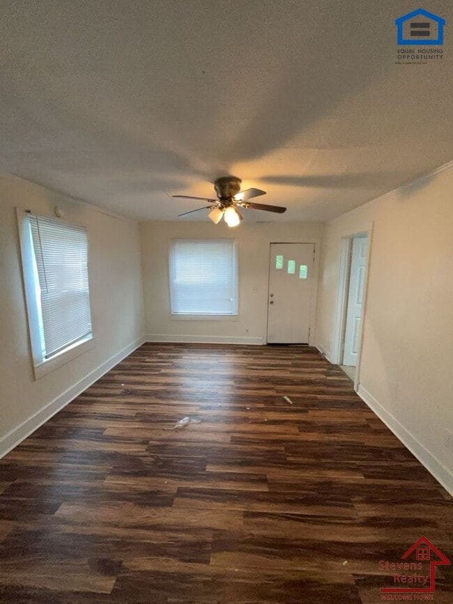 Photo - 312 Higginbotham Rd