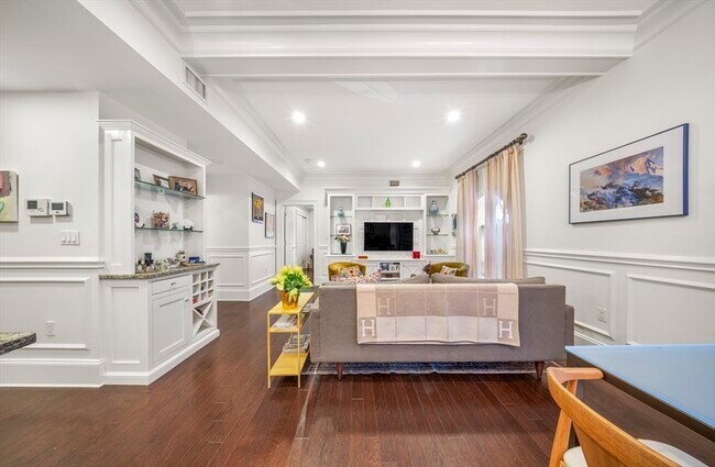 Photo - 616 E 4th St Unidad 301