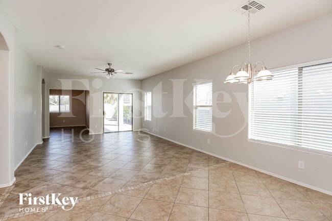 Photo - 1210 W Vineyard Plains Dr