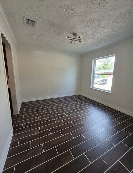 Photo - 7423 Weatherhill Ln