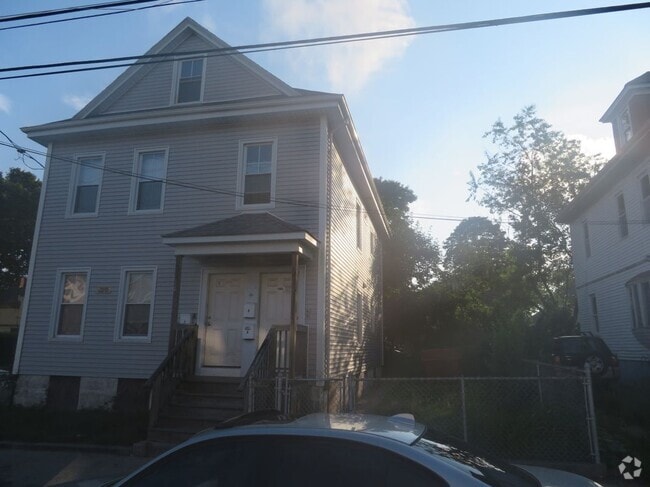 Building Photo - 183 Chancery St Rental