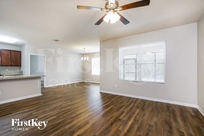 Photo - 16736 Citrus Pkwy