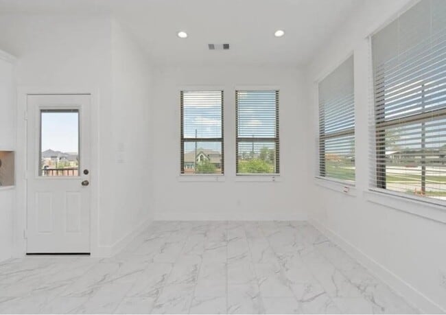 Photo - 1526 Crystal Stream Dr