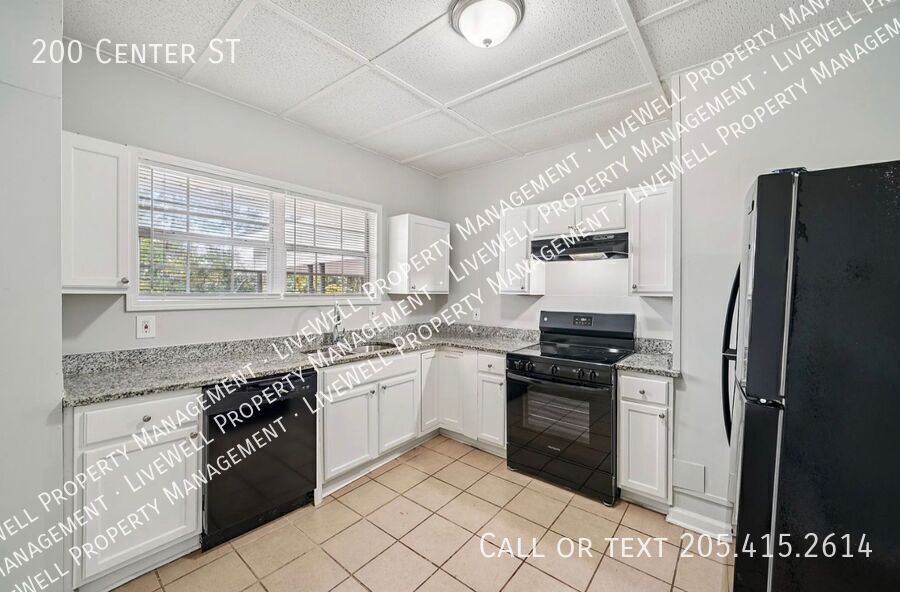 Photo - 200 Center St