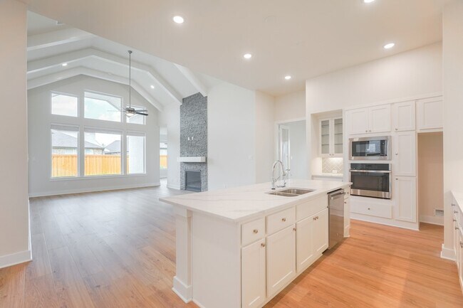Photo - 28156 Graywood Dr